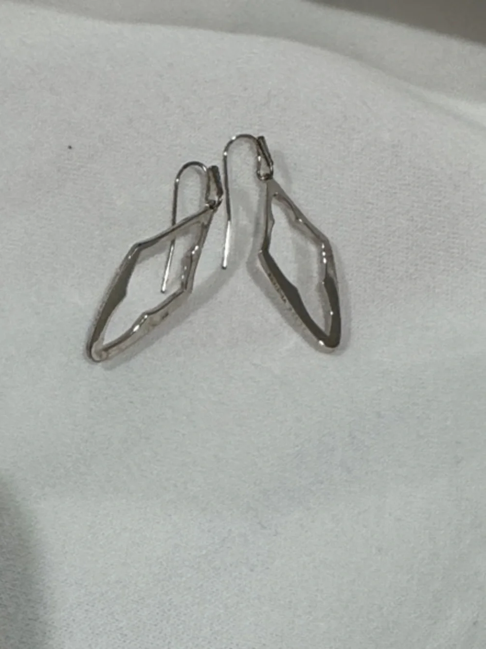 Kendra Scott Silver Geometric Drop Earrings - Women Jewelry - Picture 1 of 3